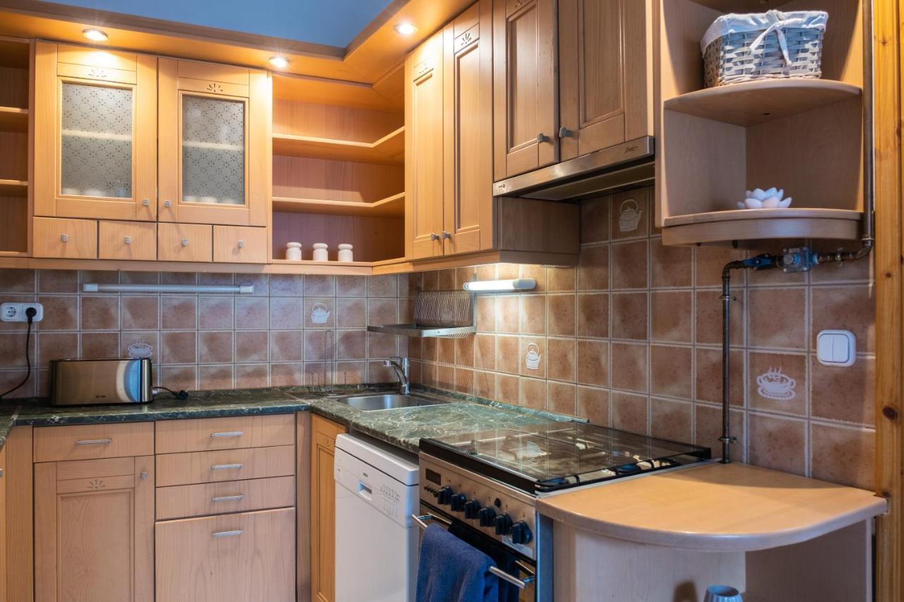 Sziklai Apartman Veszprém Esterno foto