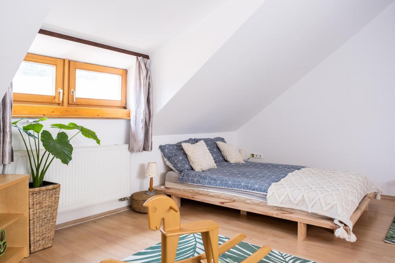 Sziklai Apartman Veszprém Esterno foto