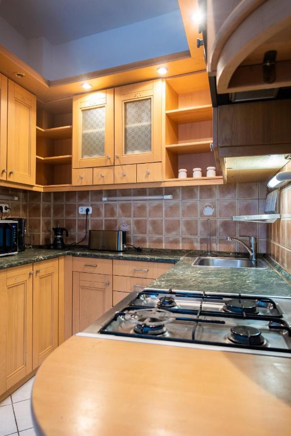 Sziklai Apartman Veszprém Esterno foto