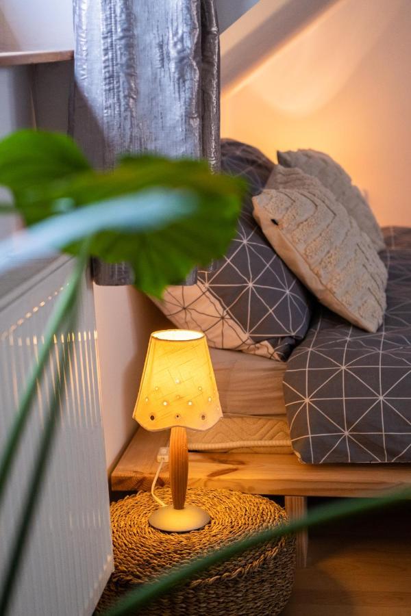 Sziklai Apartman Veszprém Esterno foto